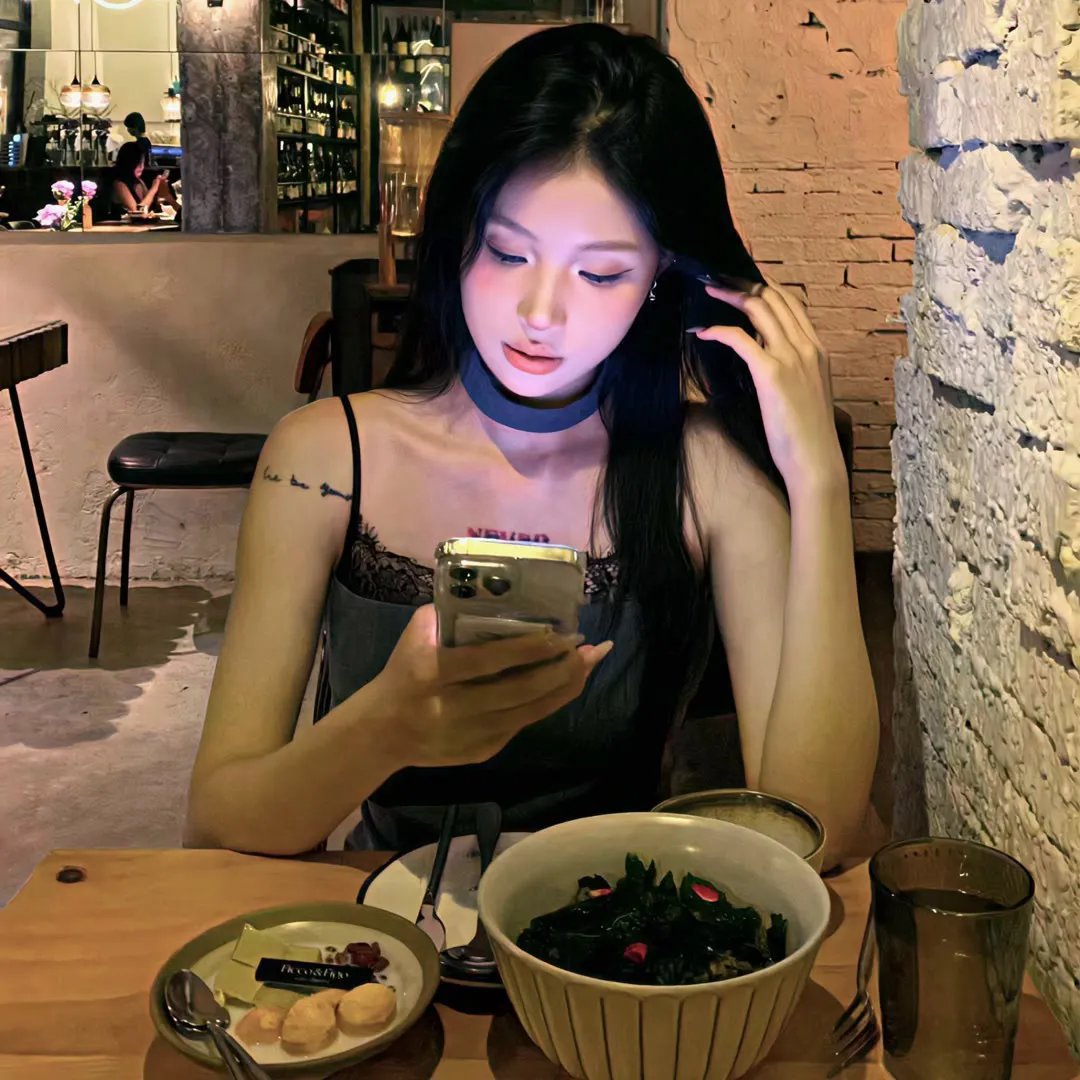 流量小生深夜酒吧买醉，前后半年内幕曝光，投资人震怒