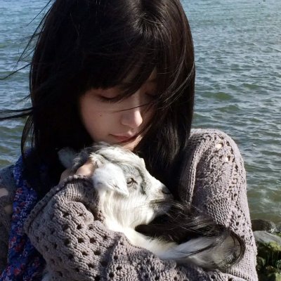 街头实拍：当红小花隐婚生子传闻，后援会发声明